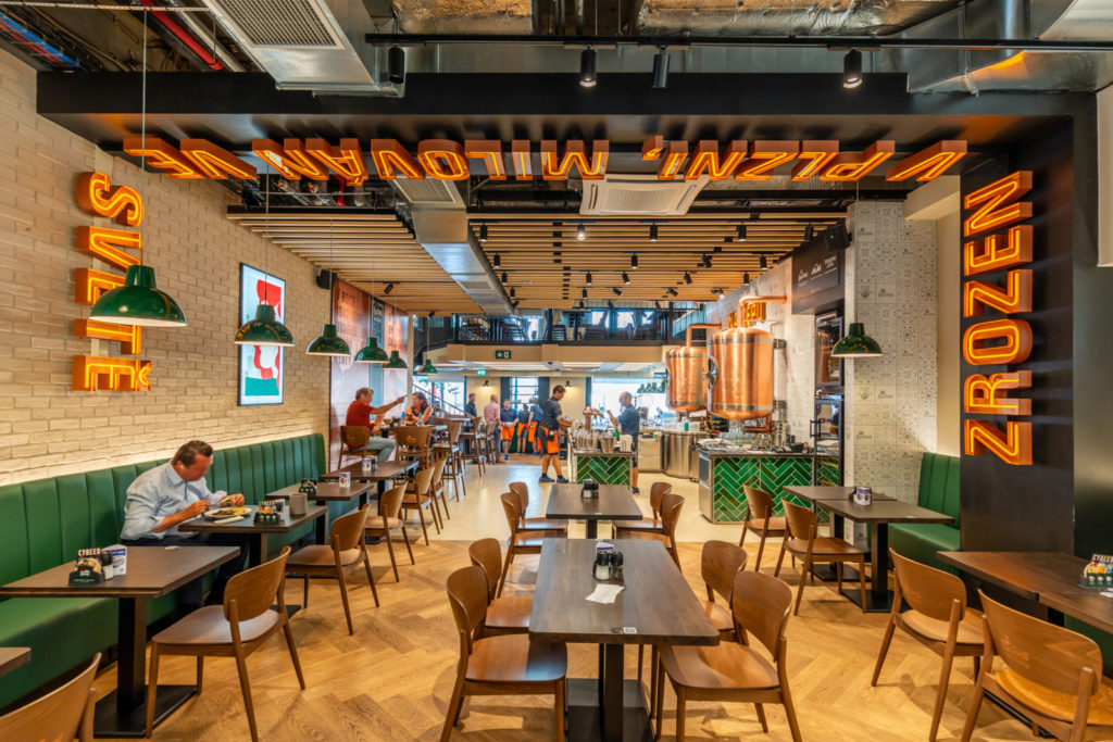 PODCAST: Restaurace Na Čepu v budově Nákupní galerie Myslbek