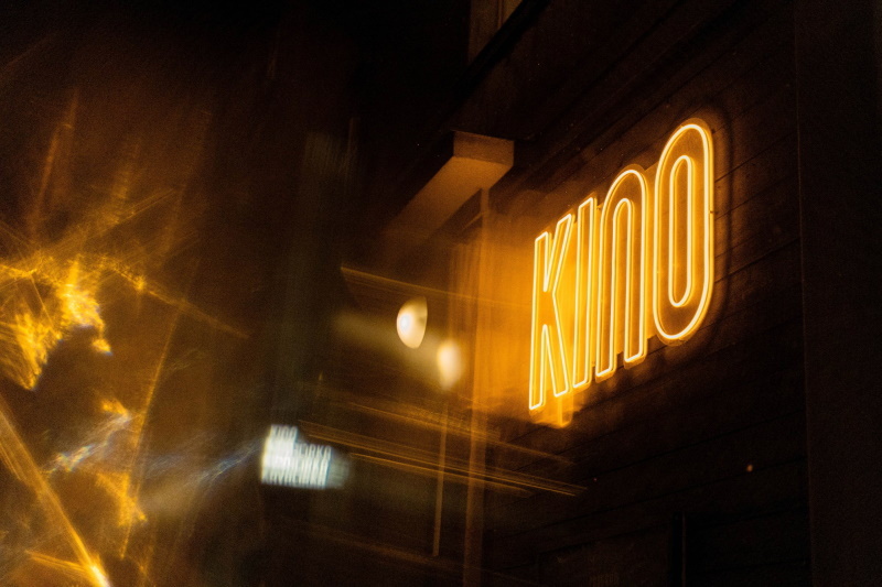 Smíchov: Kino Kavalírka spouští první pražský Audiovizuální HUB