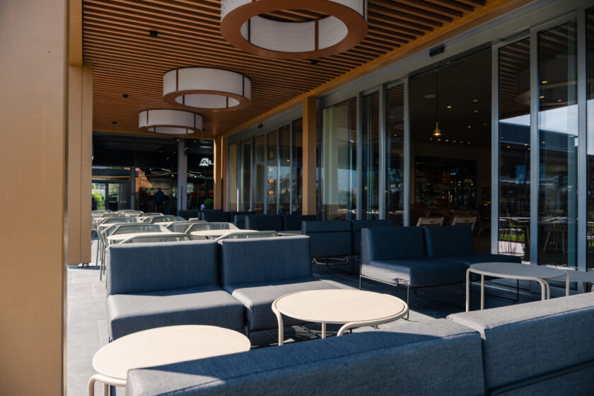 Fashion Aréna otevřela redesignovaný Starbucks