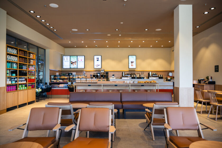 Fashion Aréna otevřela redesignovaný Starbucks